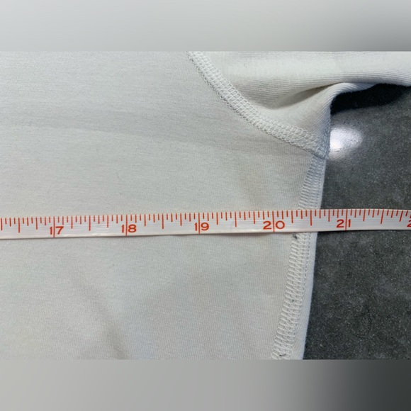 LULULEMON striped tee - Picture 7 of 9